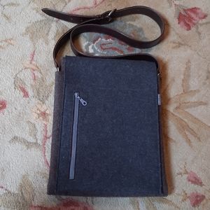 GRAF LANTZ • FELT MESSENGER BAG